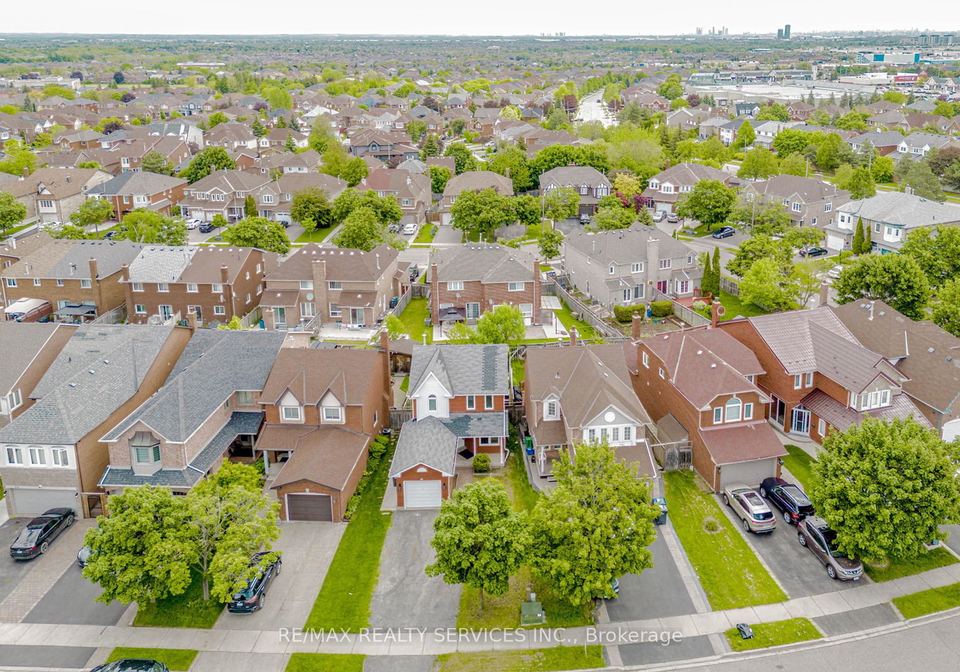 40-bighorn-crescent-brampton-ontario-w12271369