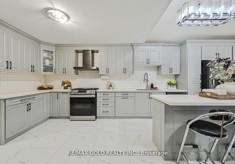 111-mint-leaf-boulevard-brampton-ontario-w12271748