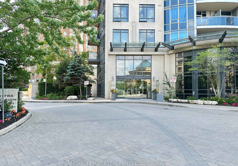 330-burnhamthorpe-road-w-mississauga-ontario-w12271804