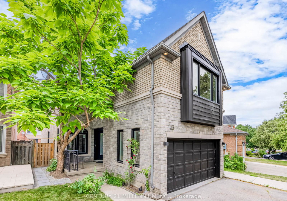 13-rocky-mountain-crescent-brampton-ontario-w12271871