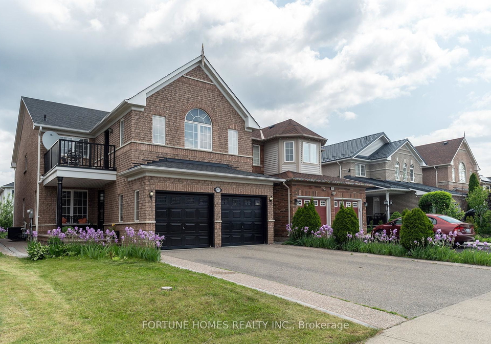 197-vintage-gate-brampton-ontario-w12272060