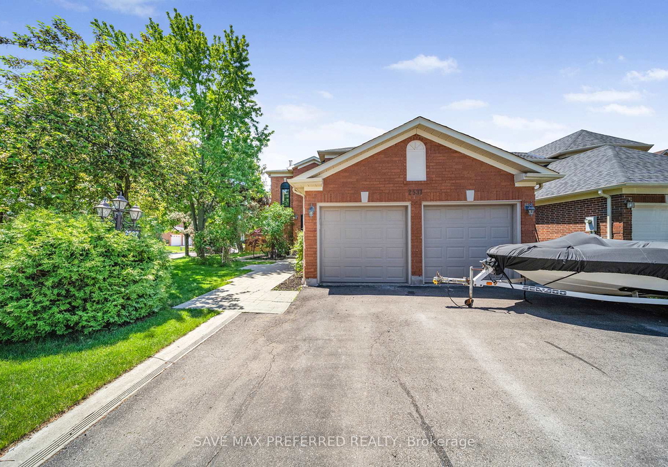2537-ambercroft-trail-mississauga-ontario-w12272295