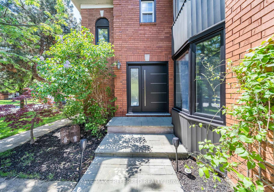 2537-ambercroft-trail-mississauga-ontario-w12272295