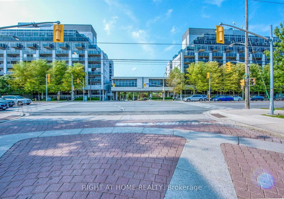 1040-the-queensway-etobicoke-ontario-w12272323