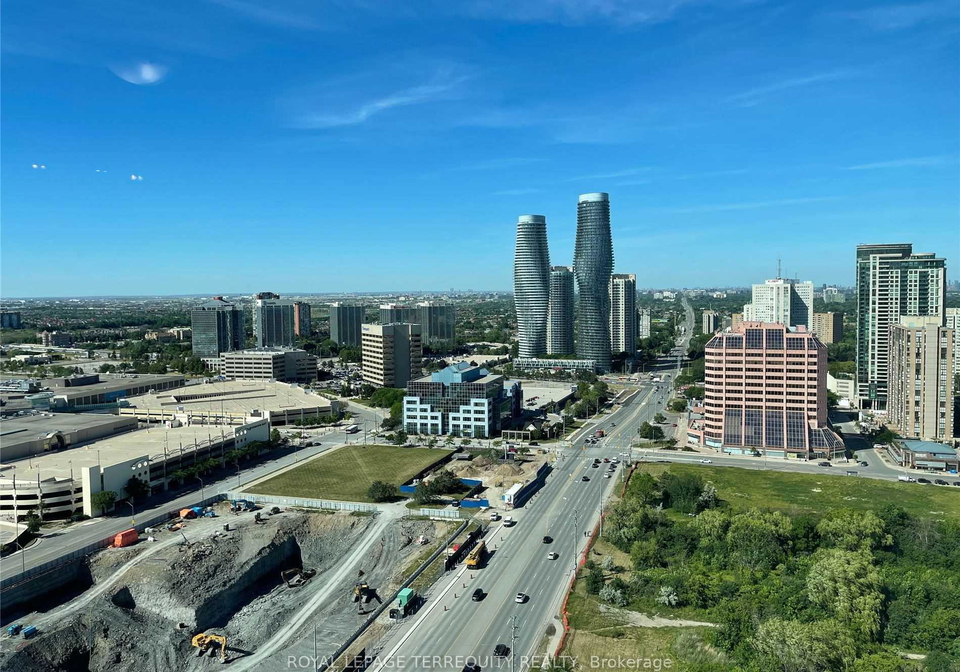 220-burnhamthorpe-road-w-mississauga-ontario-w12272570