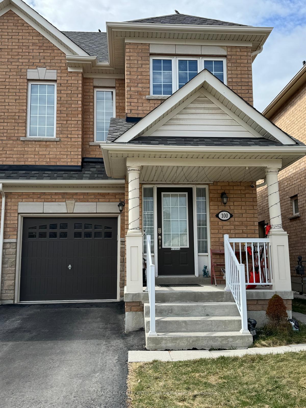 100-lanark-circle-brampton-ontario-w12272938