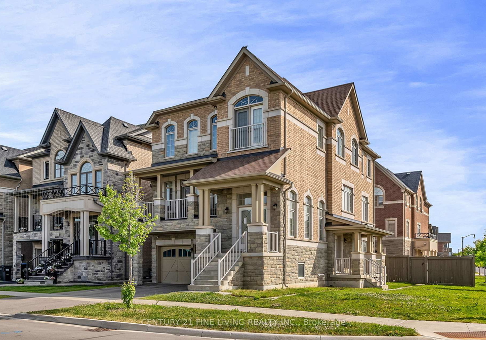 495-queen-mary-drive-brampton-ontario-w12272978