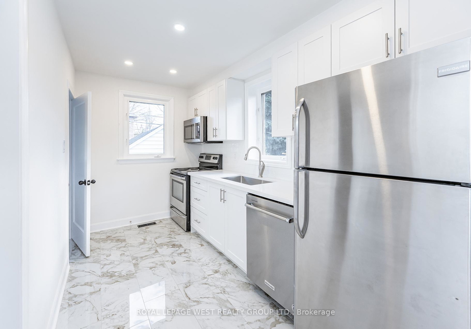 905-islington-avenue-etobicoke-ontario-w12273570