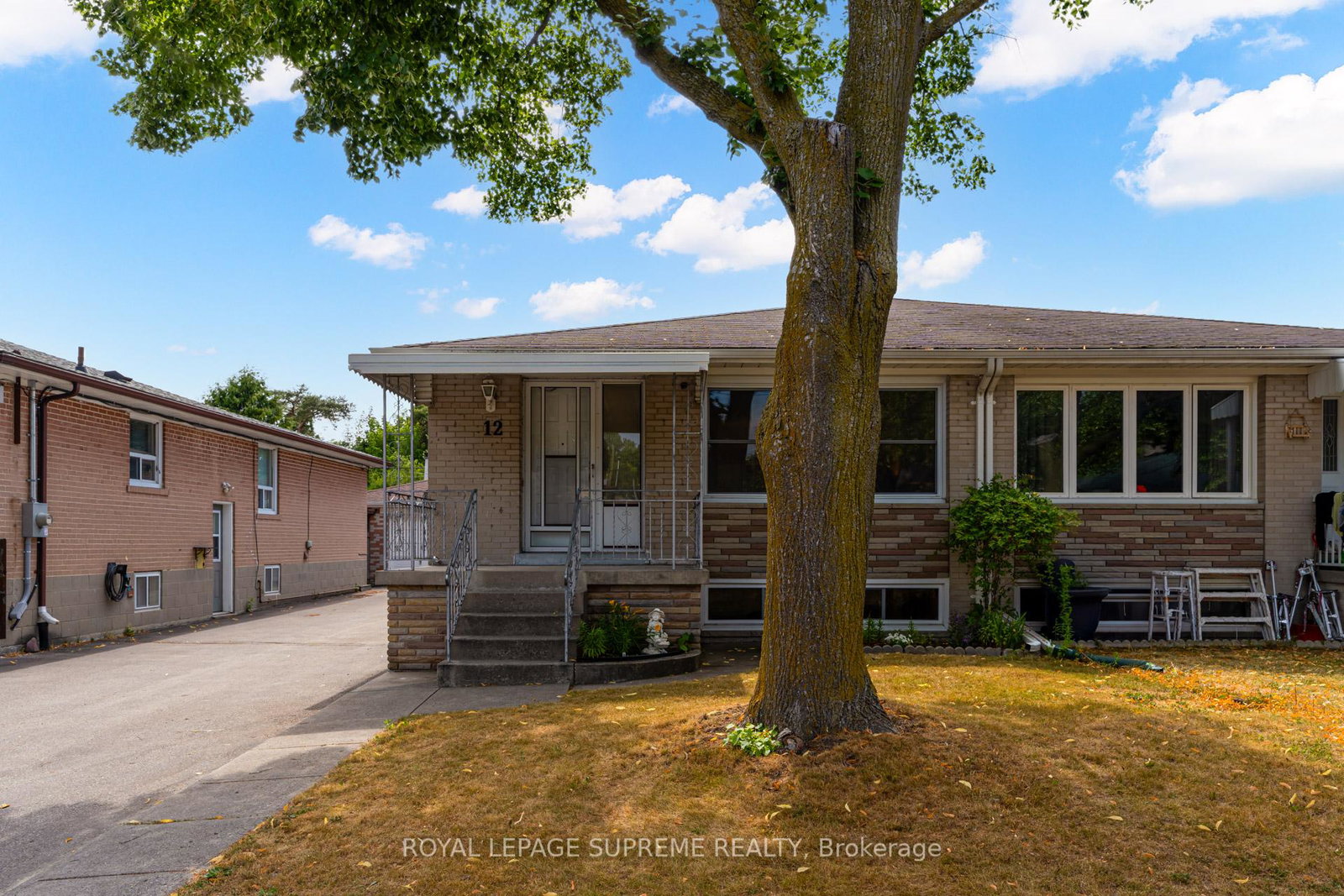 12-cameo-crescent-toronto-ontario-w12274009