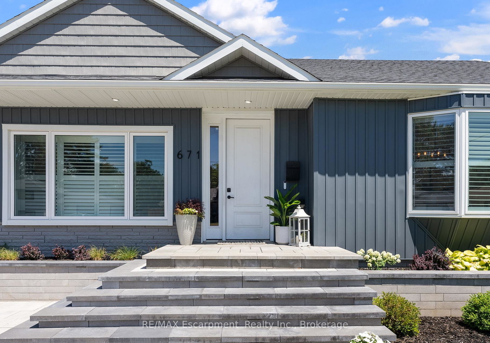671-peele-boulevard-burlington-ontario-w12274152