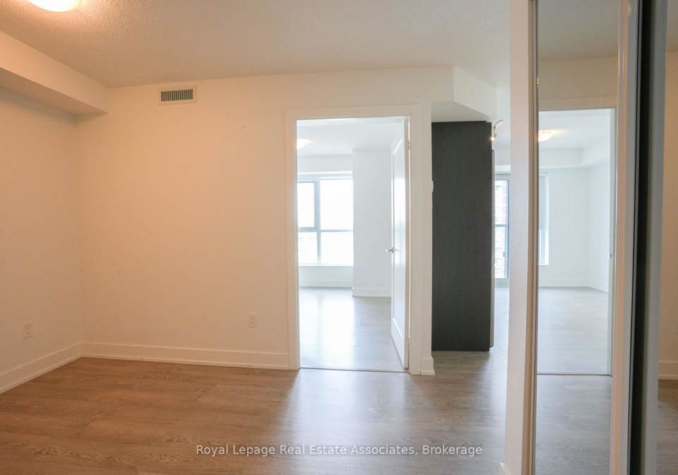 7-mabelle-avenue-etobicoke-ontario-w12274318