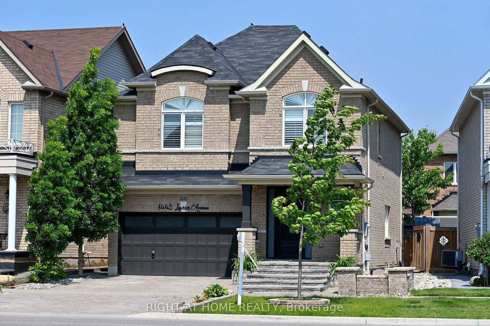 1445-laurier-avenue-milton-ontario-w12274551