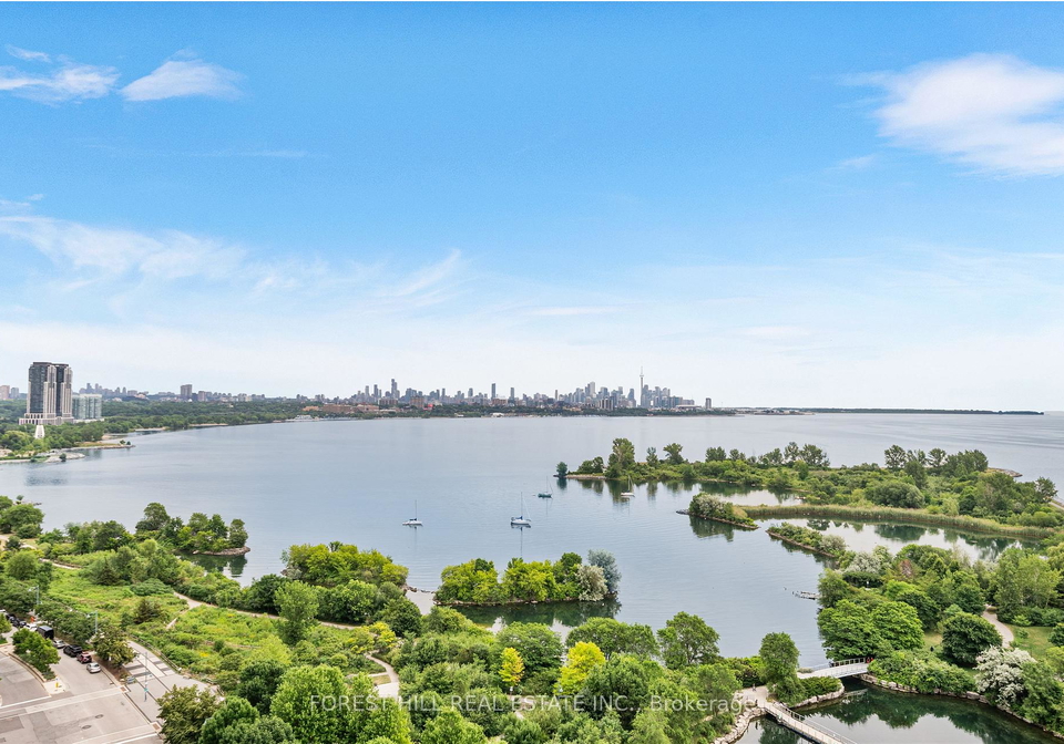 20-shore-breeze-drive-etobicoke-ontario-w12275000