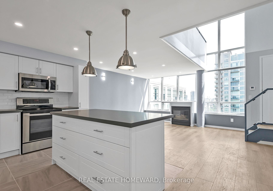 250-manitoba-street-etobicoke-ontario-w12275668
