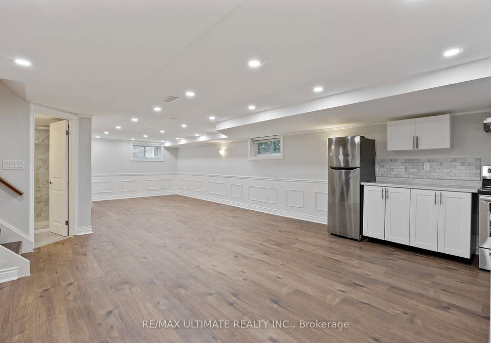 36-tunbridge-crescent-etobicoke-ontario-w12275693