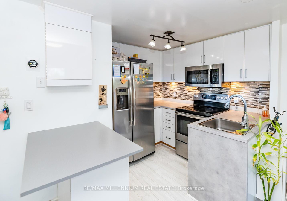 3045-finch-avenue-w-york-ontario-w12275920