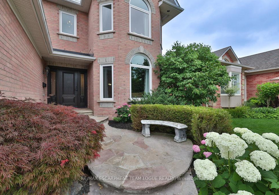 4113-bonavista-crescent-burlington-ontario-w12275973