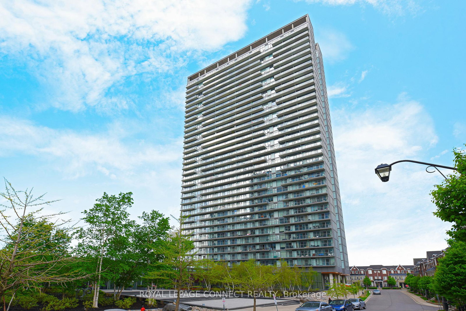 105-the-queensway-na-toronto-ontario-w12276270