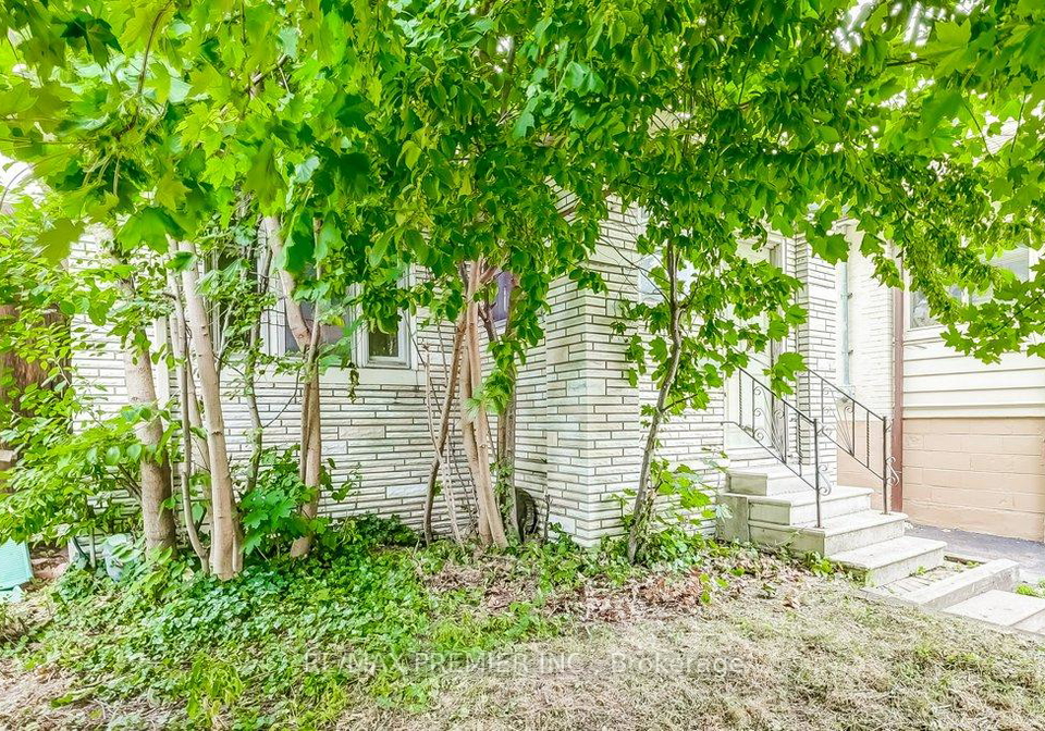 16-porter-avenue-toronto-ontario-w12276334