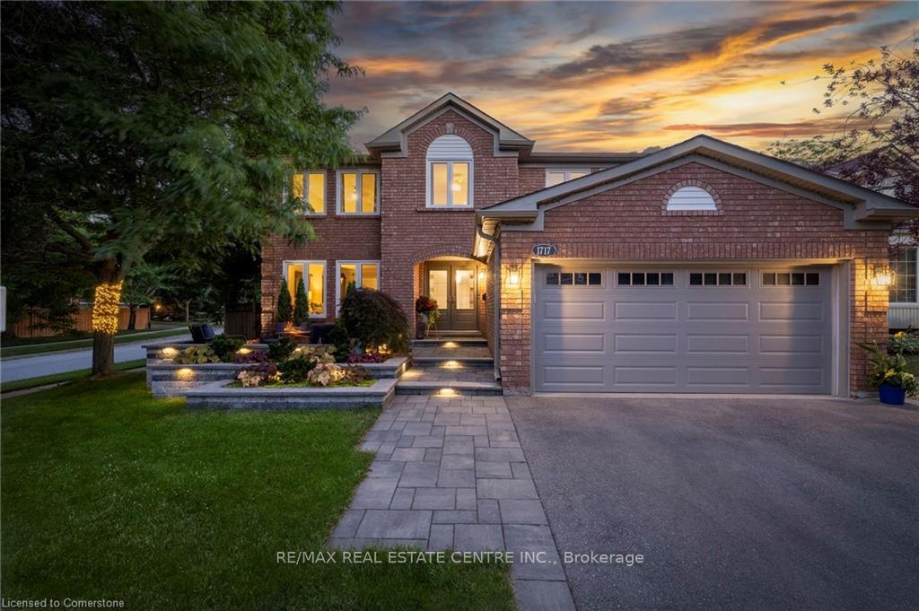 1717-heritage-way-oakville-ontario-w12276403