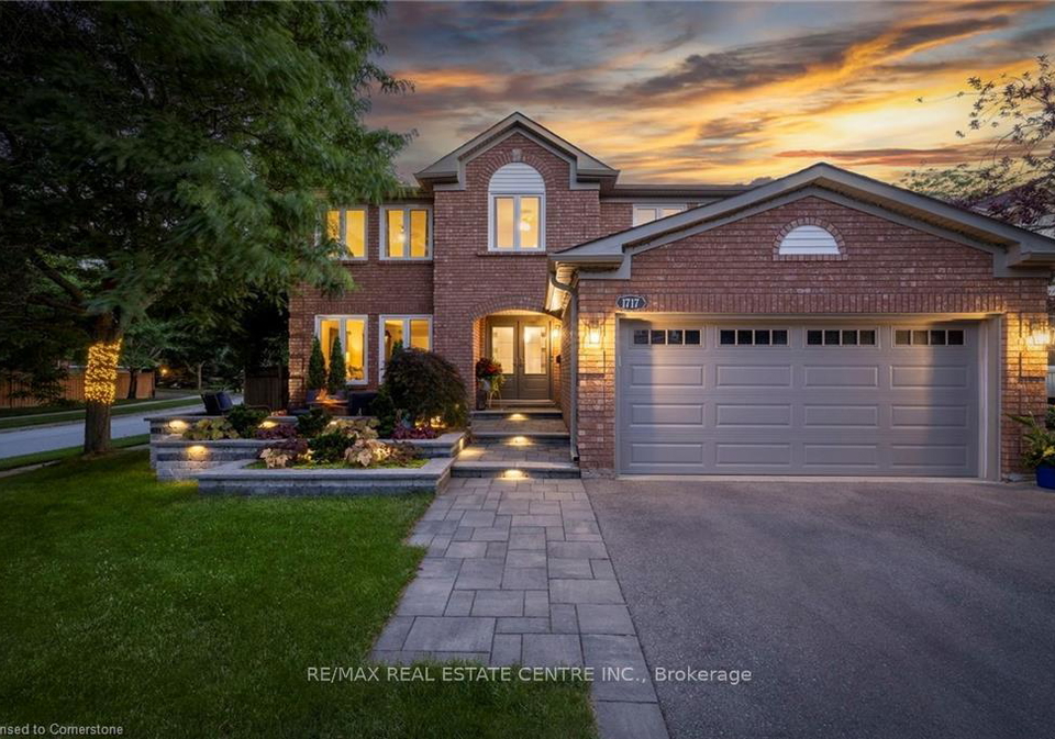 1717-heritage-way-oakville-ontario-w12276403