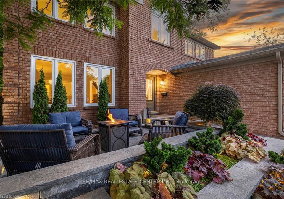 1717-heritage-way-oakville-ontario-w12276403