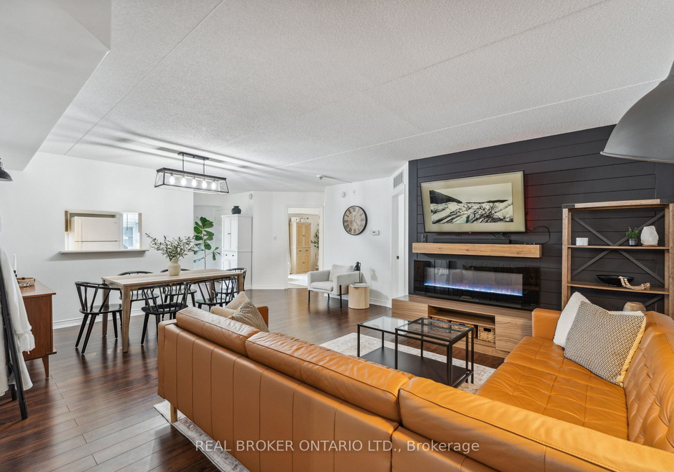 2010-cleaver-avenue-burlington-ontario-w12276428