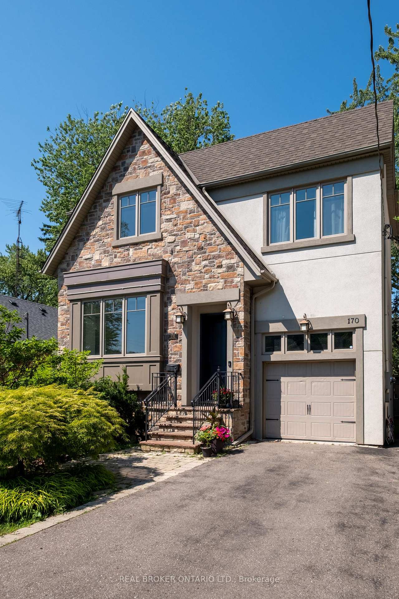 170-the-kingsway-na-etobicoke-ontario-w12276524