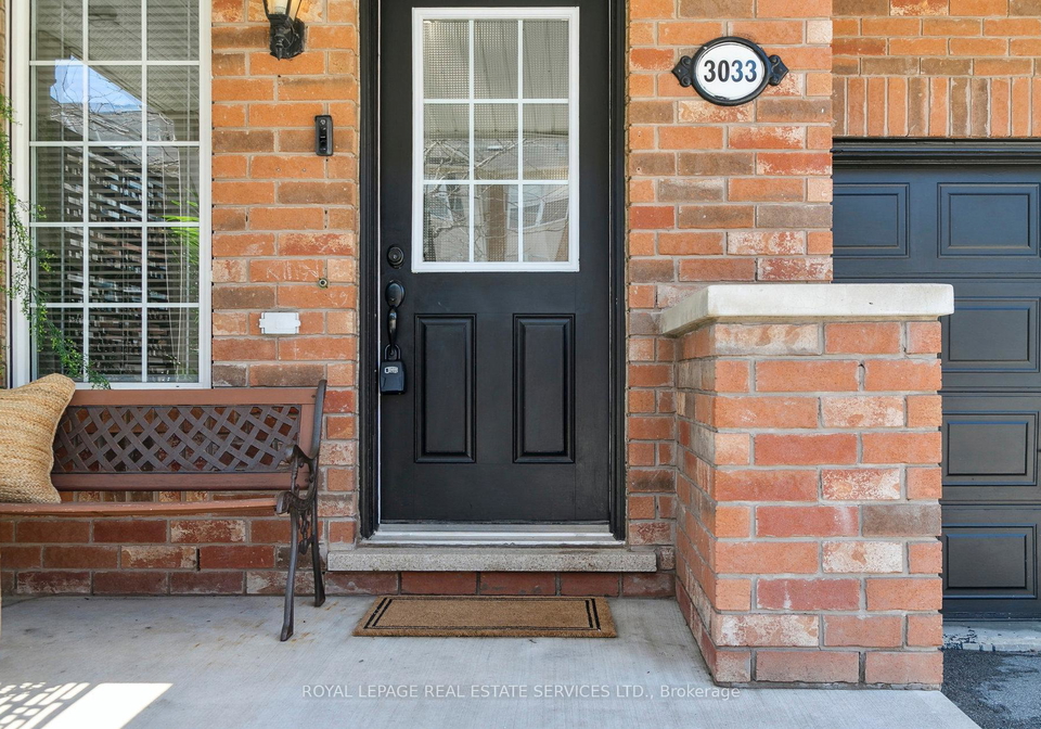 3033-drumloch-avenue-oakville-ontario-w12276563