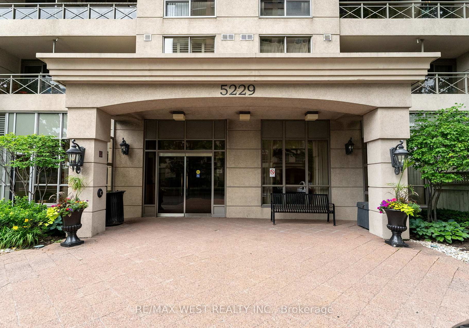 5229-dundas-street-w-w-etobicoke-ontario-w12276618