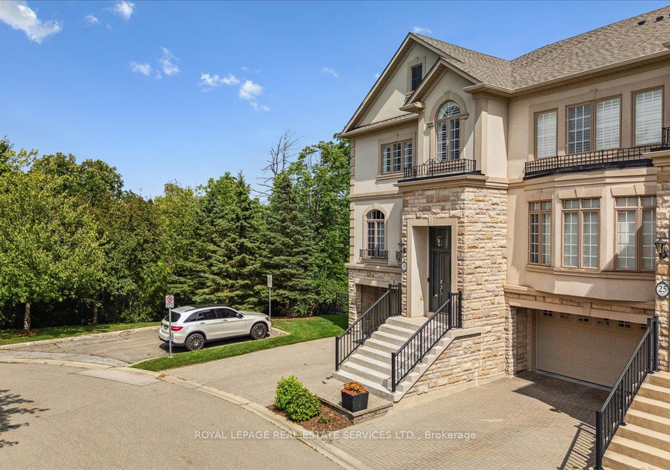 2400-neyagawa-boulevard-oakville-ontario-w12276789