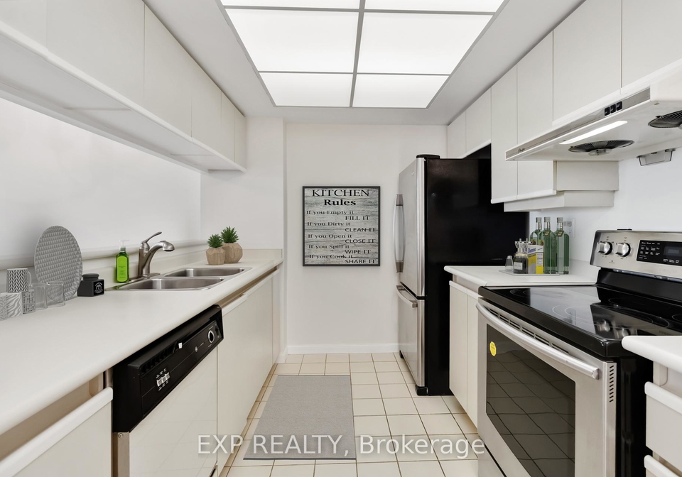 550-webb-drive-mississauga-ontario-w12276952