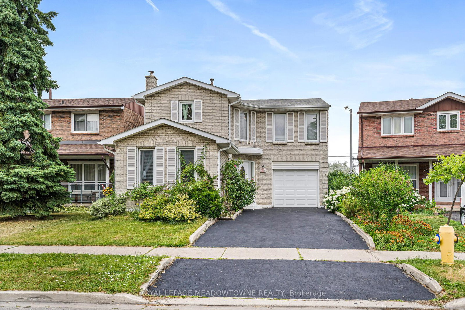 35-countryman-circle-etobicoke-ontario-w12277365