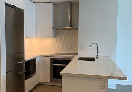 20-shore-breeze-drive-etobicoke-ontario-w12277409