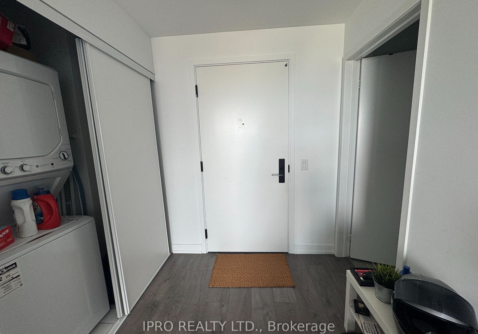 270-dufferin-street-toronto-ontario-w12277449