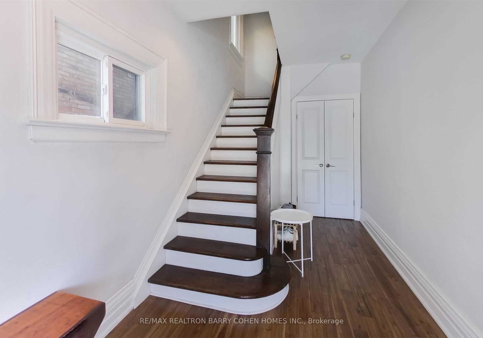 53-highview-crescent-toronto-ontario-w12277632