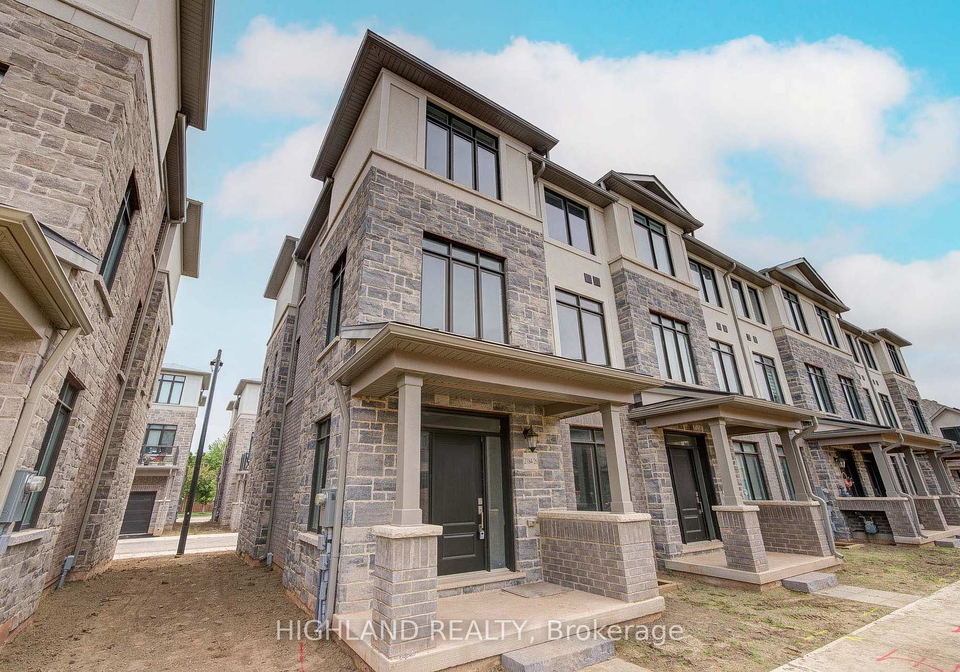 2184-postmaster-drive-oakville-ontario-w12277817