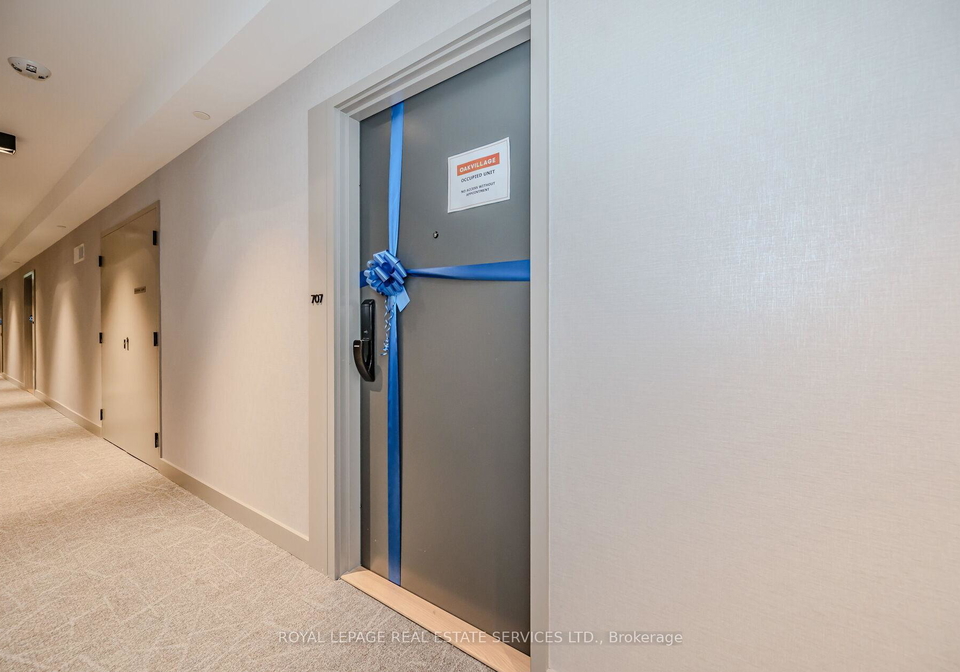 335-wheat-boom-drive-oakville-ontario-w12277923