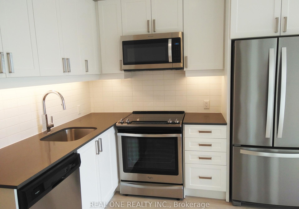 8-nahani-way-mississauga-ontario-w12278290