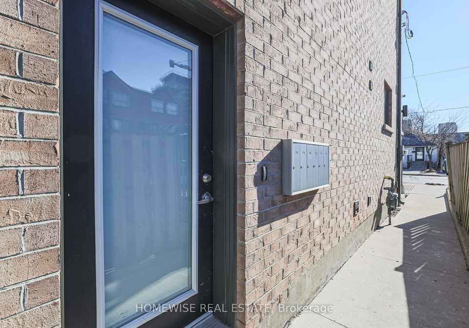814-glencairn-avenue-north-york-ontario-w12278475