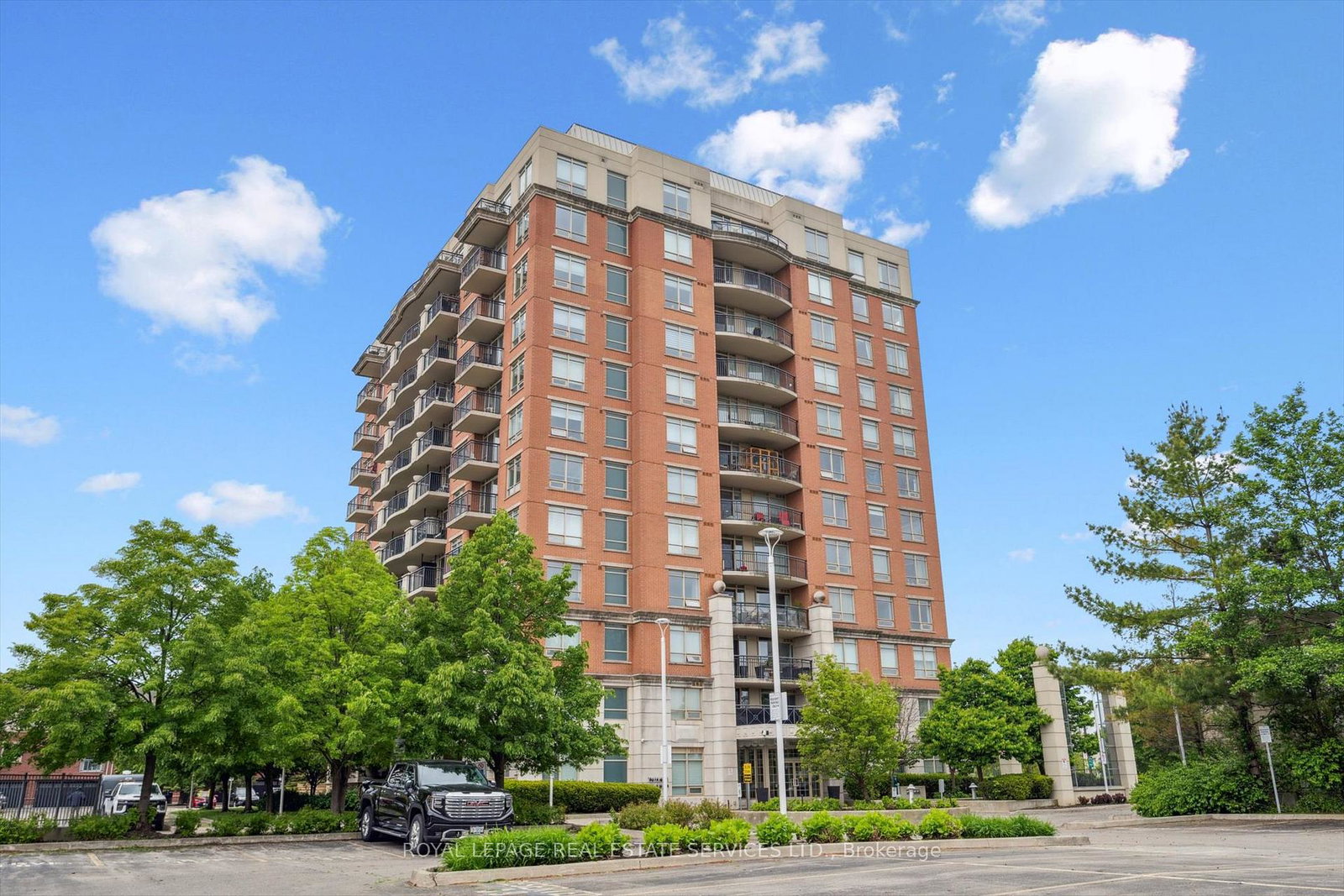 2325-central-park-drive-oakville-ontario-w12279141