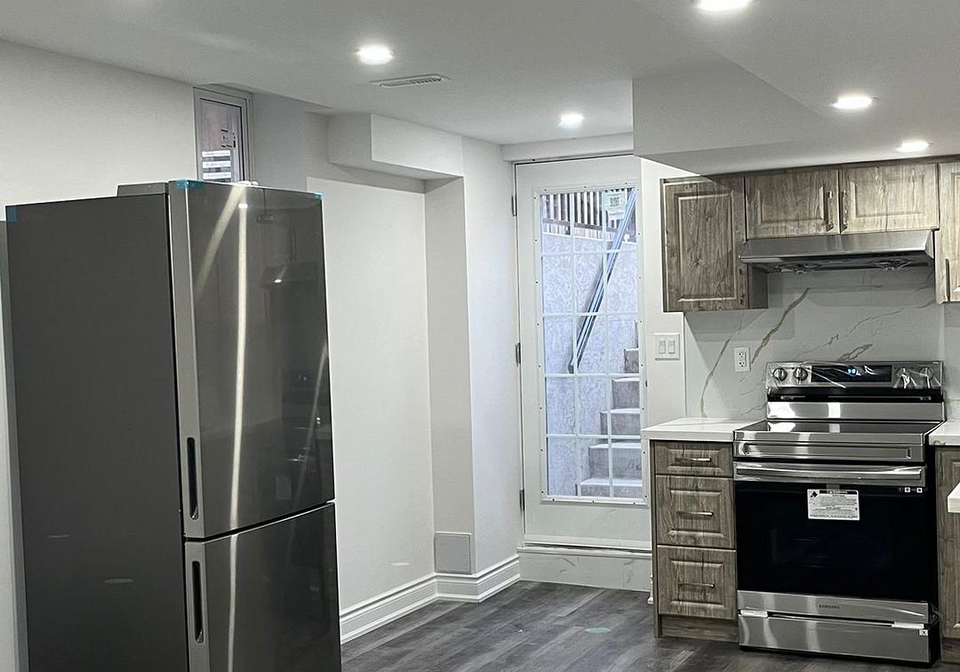 6-humberstone-crescent-brampton-ontario-w12279308