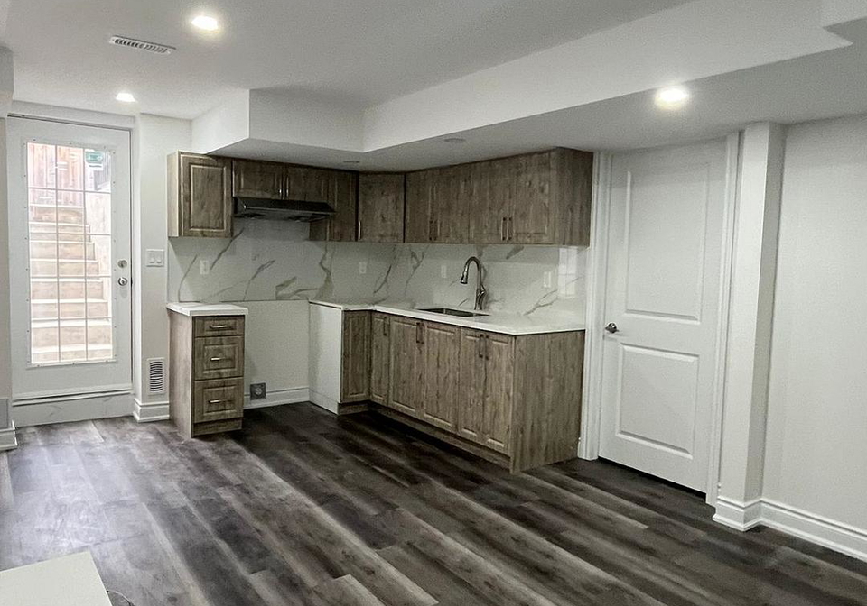 6-humberstone-crescent-brampton-ontario-w12279308