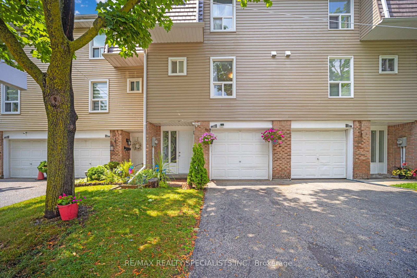 38-ellis-drive-brampton-ontario-w12279319