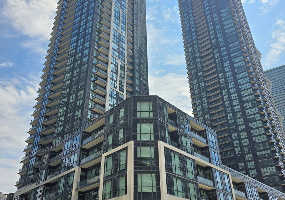 510-curran-place-mississauga-ontario-w12279412