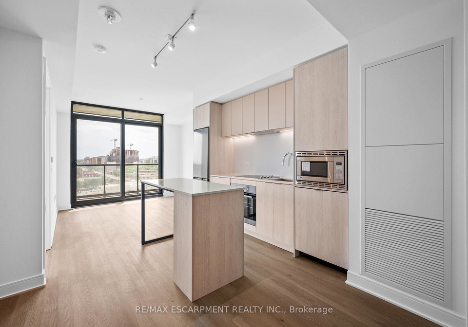 86-dundas-street-e-e-mississauga-ontario-w12279441