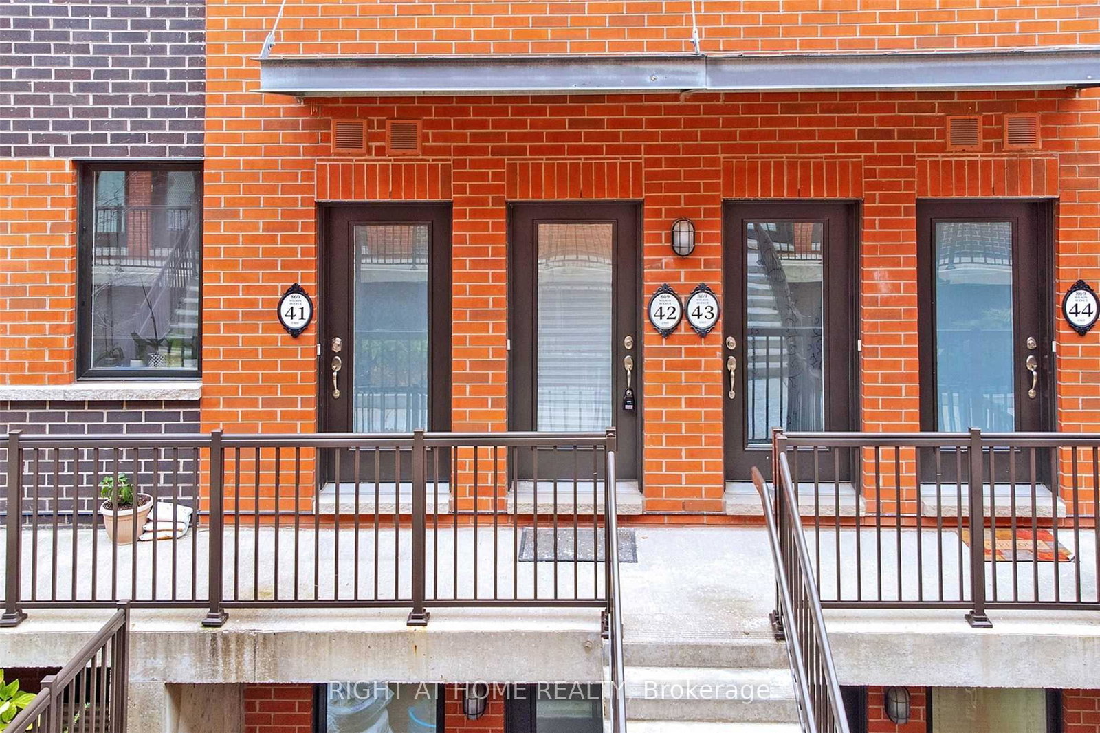 869-wilson-avenue-york-ontario-w12279584