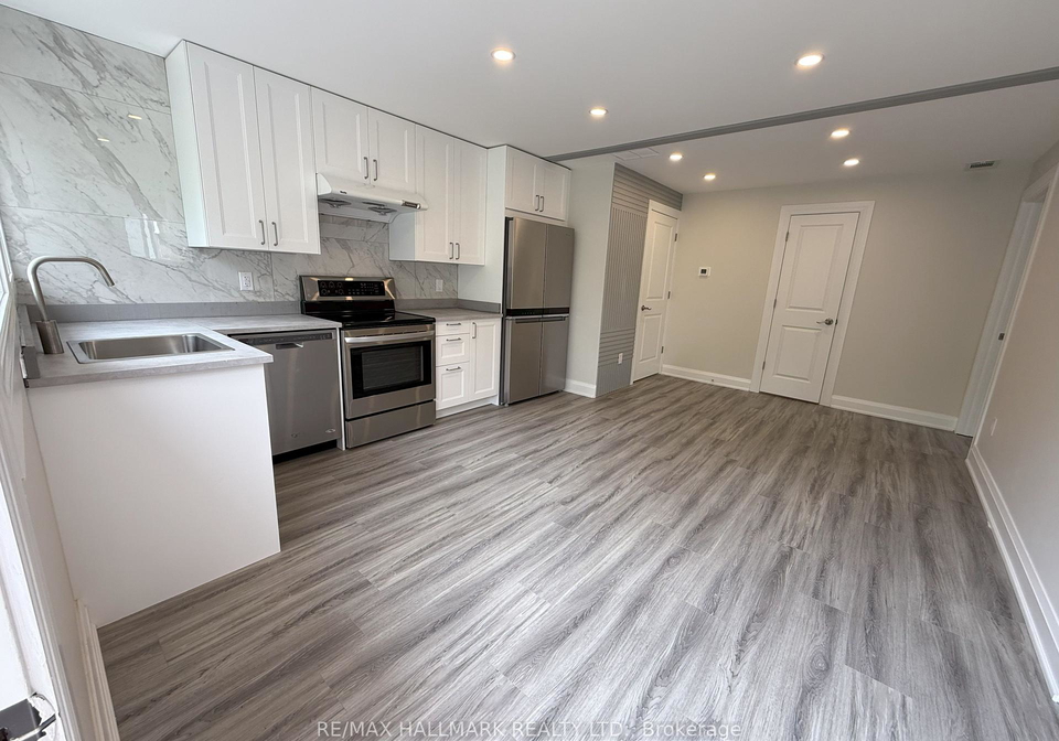382-burnhamthorpe-road-etobicoke-ontario-w12279996