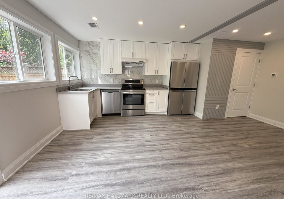 382-burnhamthorpe-road-etobicoke-ontario-w12279996