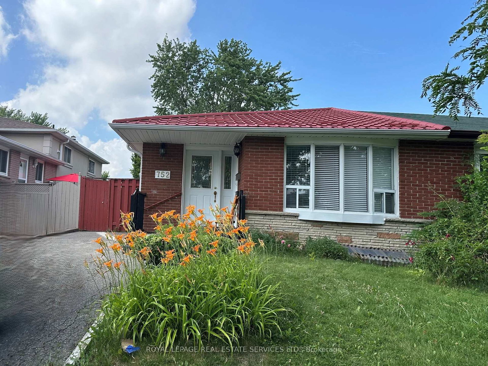 752-eaglemount-crescent-mississauga-ontario-w12280000